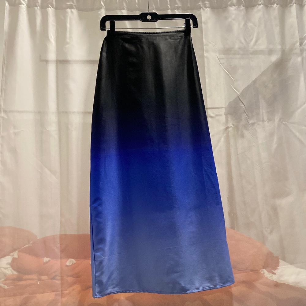 Ombré shiny blue maxi skirt gradient